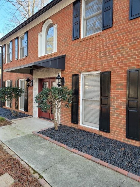 175 Ridge Way, Roswell, GA 30076