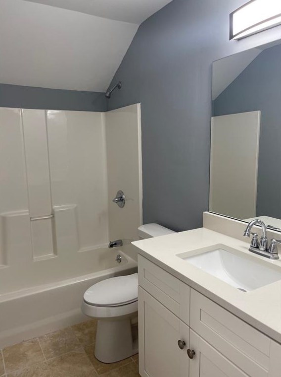 2243 Hampton Dr, Decatur GA  30035-3633 exterior