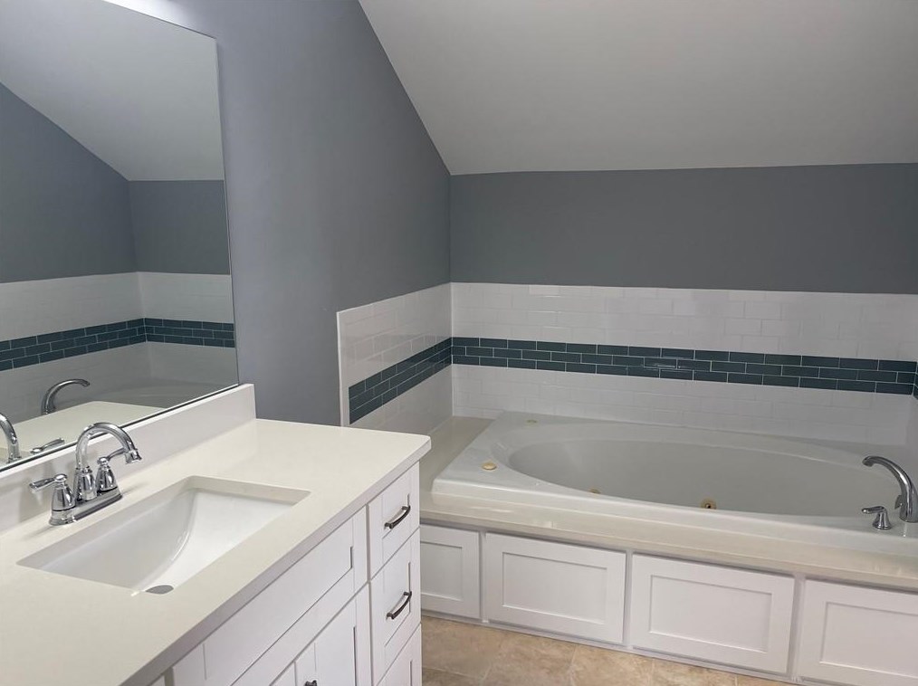 2243 Hampton Dr, Decatur GA  30035-3633 exterior