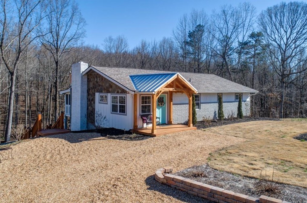 2096 Hwy 136 E, Big Canoe, GA 30143