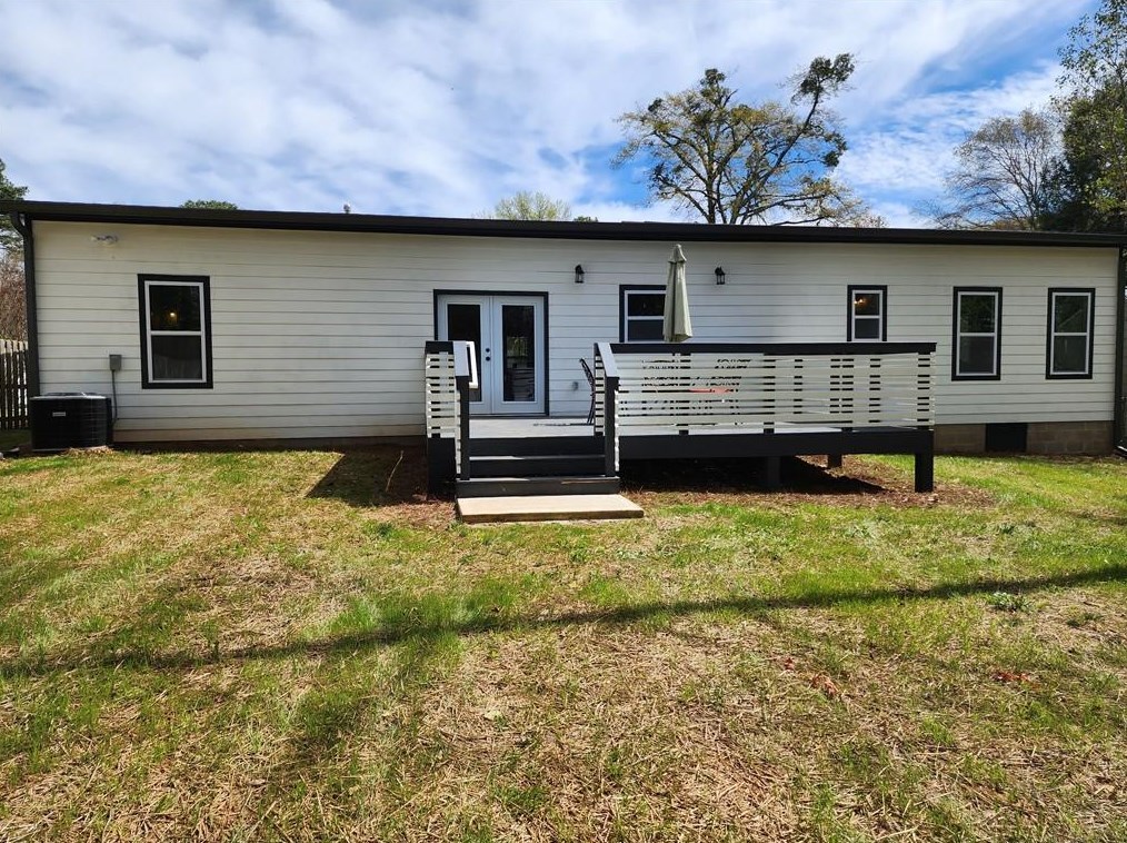 1233 Conway Rd, Decatur GA  30030-4569 exterior