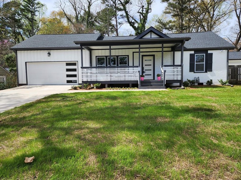 1233 Conway Rd, Decatur GA  30030-4569 exterior