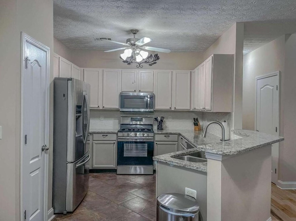 2951 Leatherleaf Trl, Douglasville GA  30135-8932 exterior