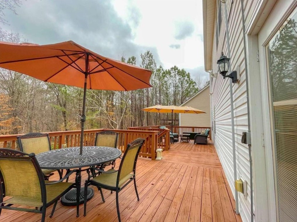2951 Leatherleaf Trl, Douglasville GA  30135-8932 exterior
