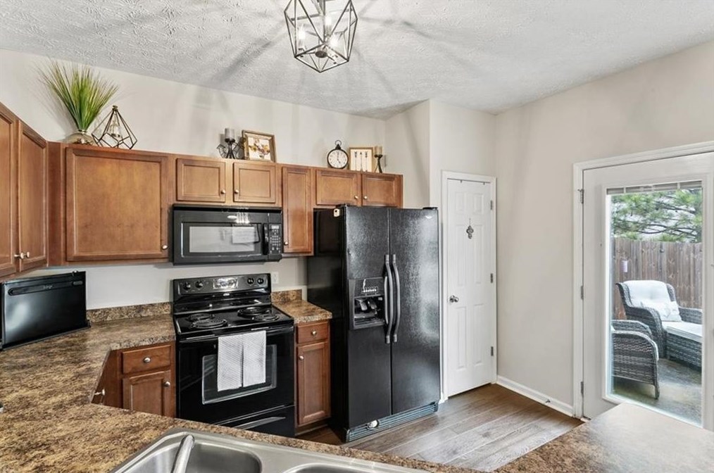 519 Oakside Pl, Acworth GA  30102-8812 exterior