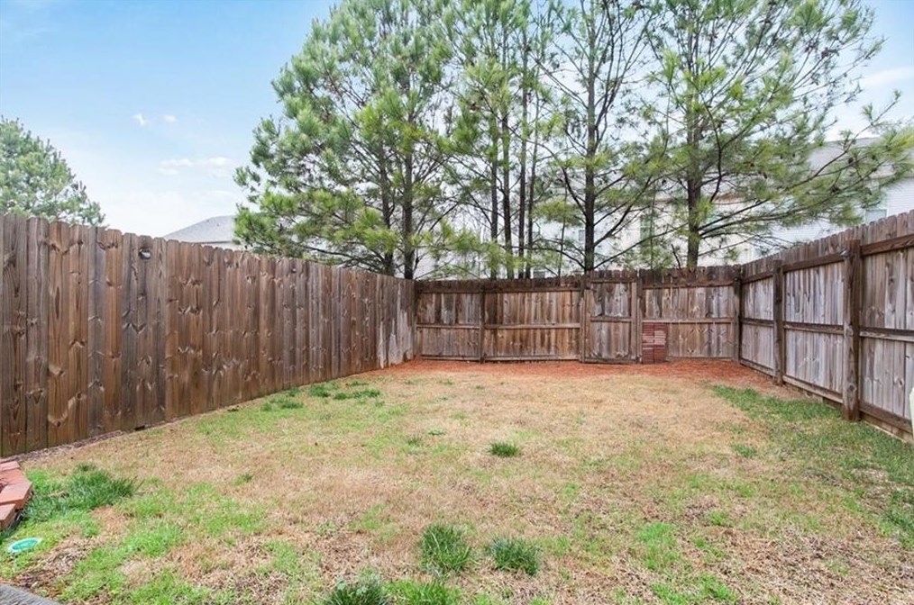 519 Oakside Pl, Acworth GA  30102-8812 exterior