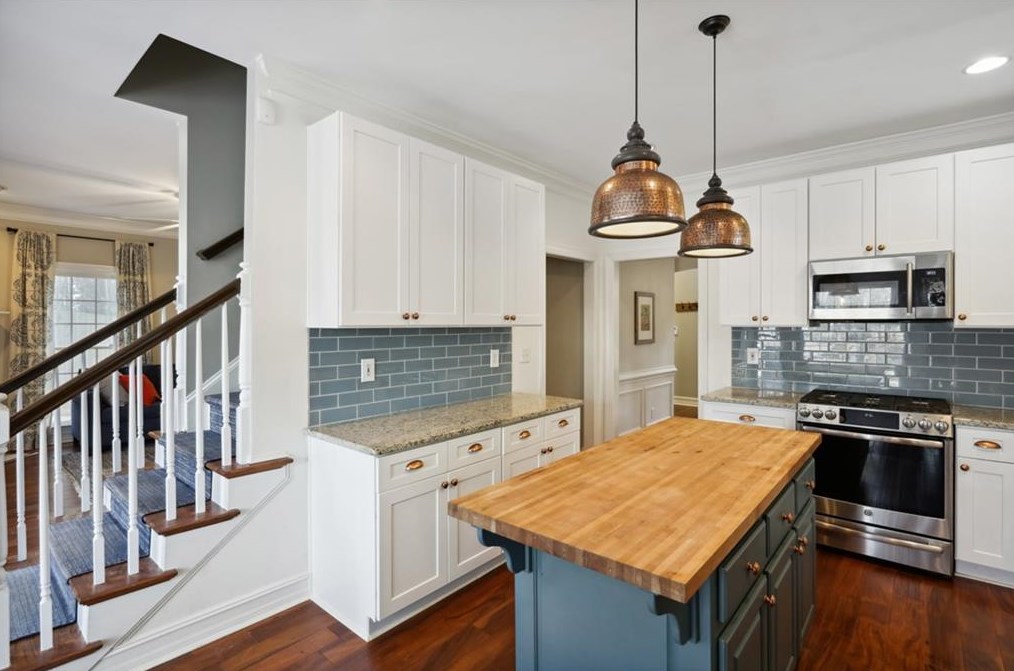 424 Springdale St, Decatur GA  30030-2724 exterior