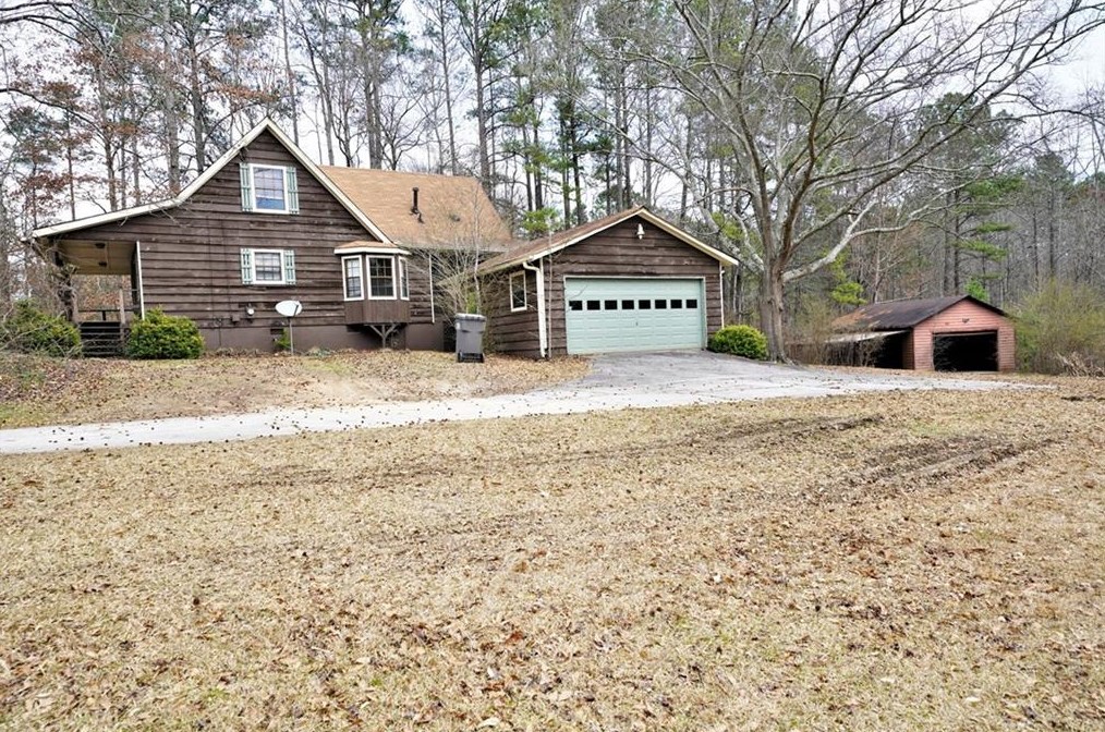 3264 Bomar Rd, Douglasville, GA 30135-2011