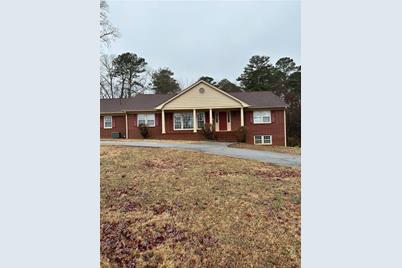 2216 Shawnee Trail, Douglasville, GA 30135 - MLS 7176938 - Coldwell Banker