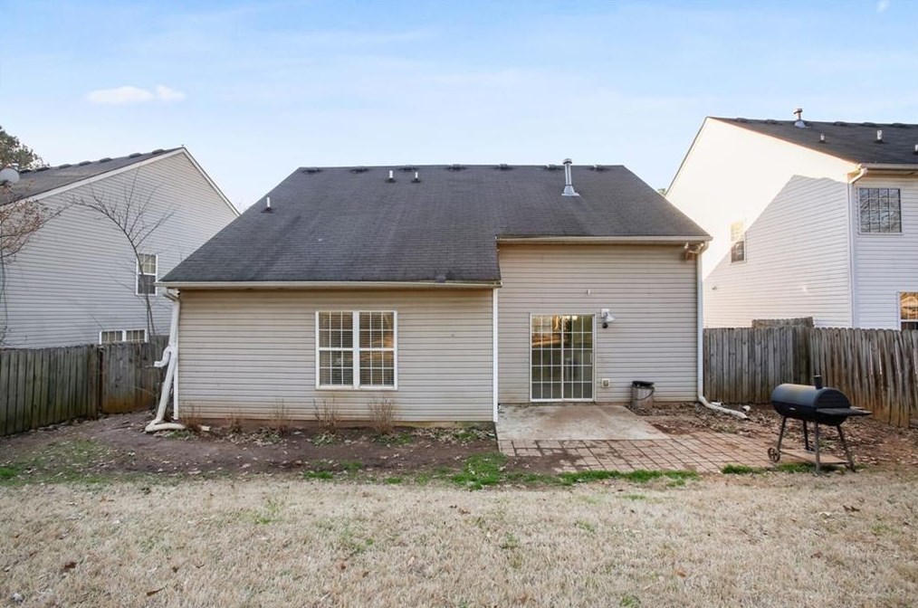 2161 Wingfoot Pl, Decatur GA  30035-2821 exterior