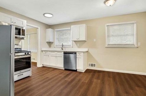 2170 Snapfinger Rd, Decatur GA  30035-3306 exterior