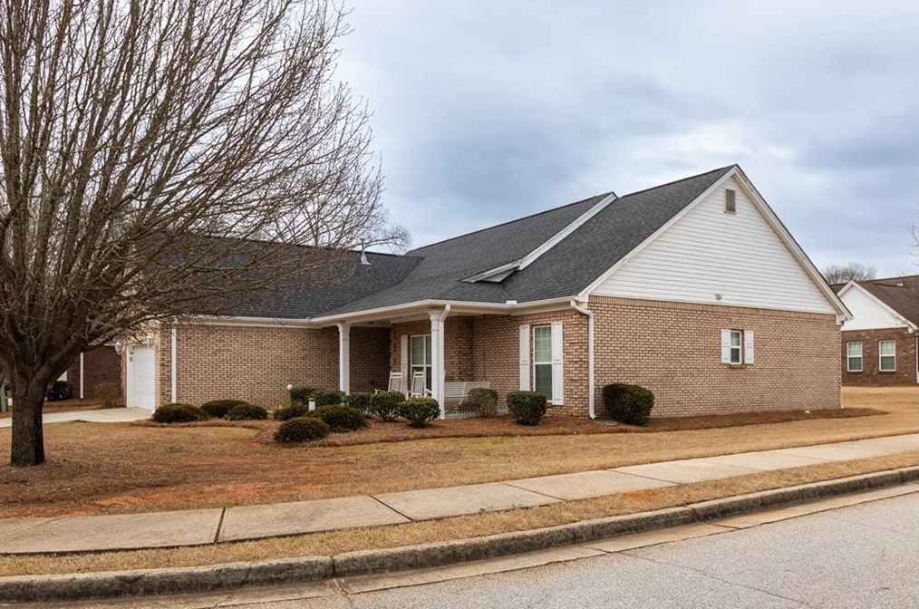 132 Park Pl Trail, Social Circle, GA 30025