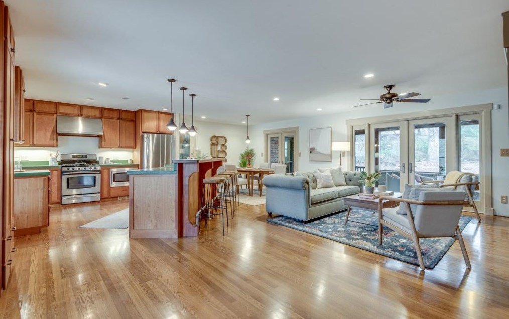 1745 Moonstone Ct, Decatur GA  30033-1411 exterior