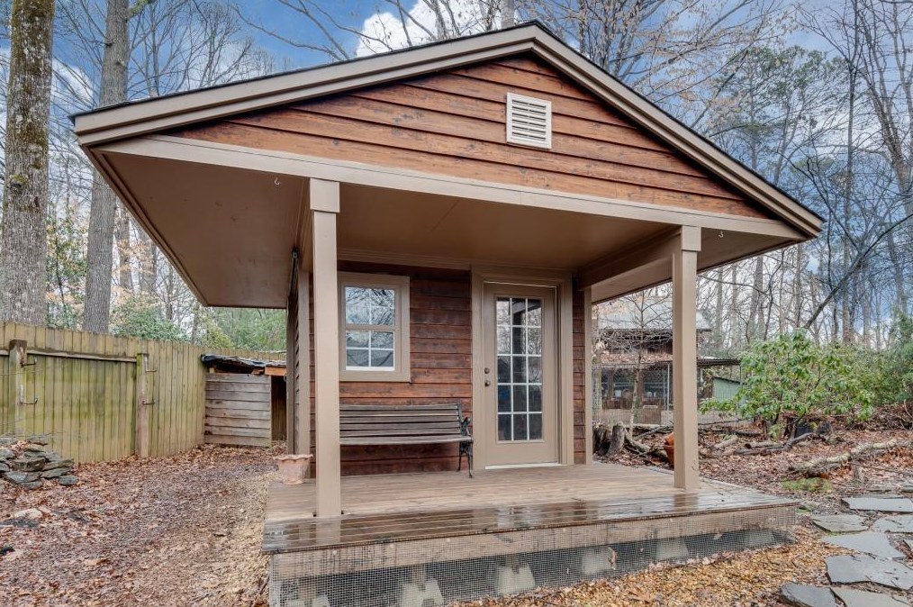 1745 Moonstone Ct, Decatur GA  30033-1411 exterior