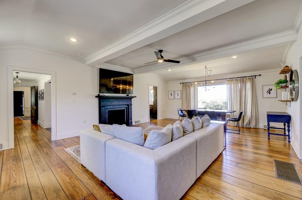 3716 Winters Hill Dr, Atlanta GA  30360-1329 exterior