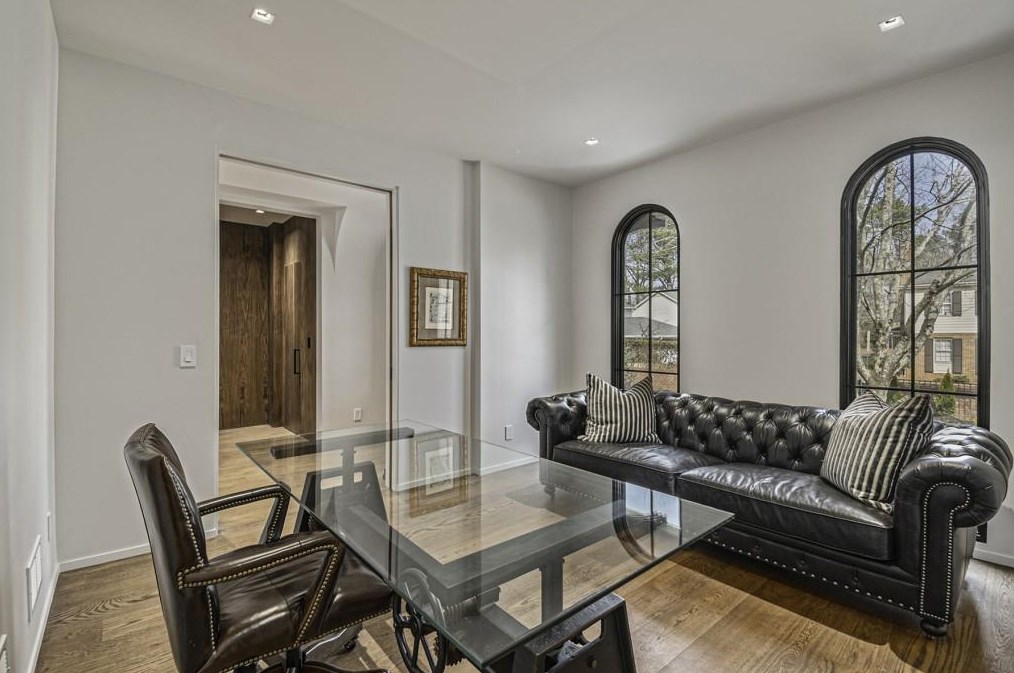 630 Pinetree Dr, Decatur GA  30030-2326 exterior