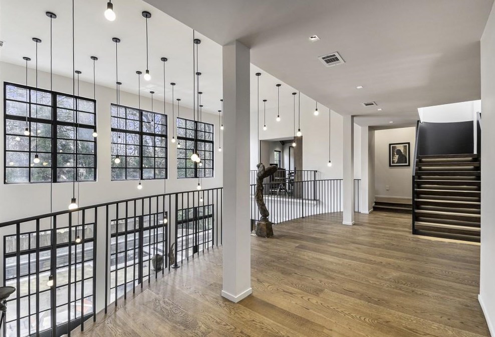 630 Pinetree Dr, Decatur GA  30030-2326 exterior