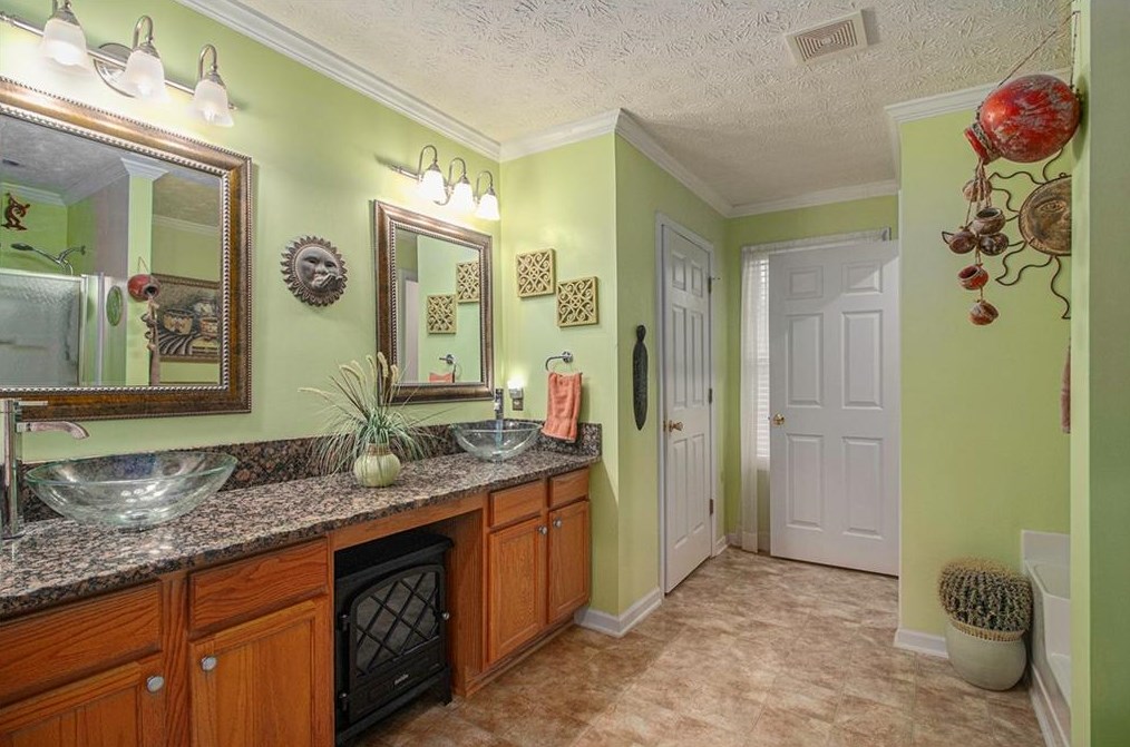 3315 Waldrop Farms Way, Decatur GA  30034-7303 exterior