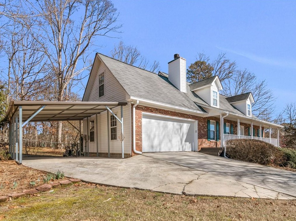 2281 Mckayla Ct, Oxford, GA 30054