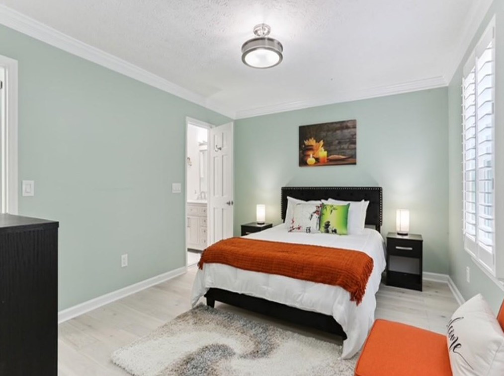 1929 Shenandoah Vly Ln, Smyrna GA  30080-8109 exterior