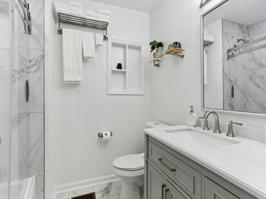 1929 Shenandoah Vly Ln, Smyrna GA  30080-8109 exterior