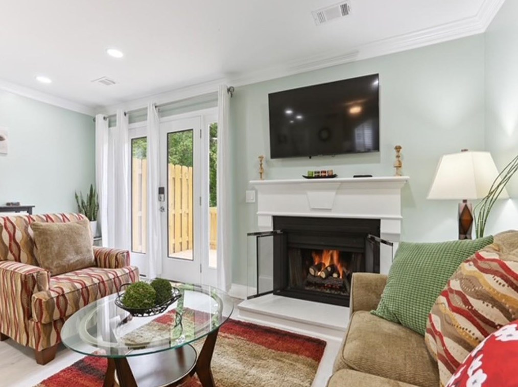 1929 Shenandoah Valley Ln, Smyrna GA  30080-8109 exterior