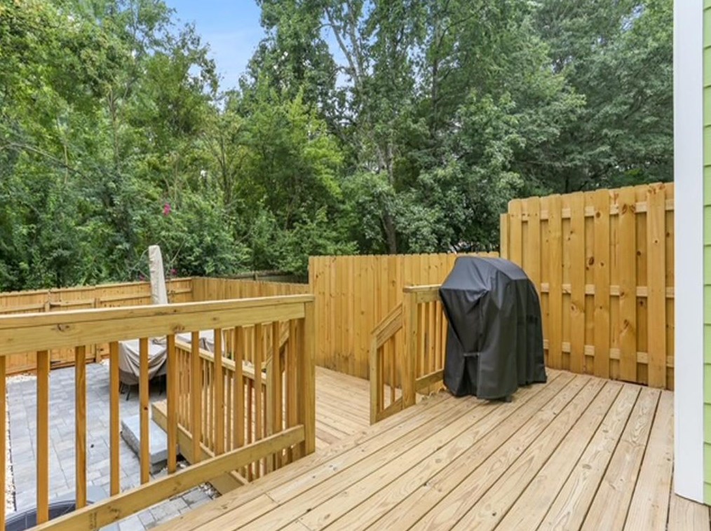 1929 Shenandoah Vly Ln, Smyrna GA  30080-8109 exterior