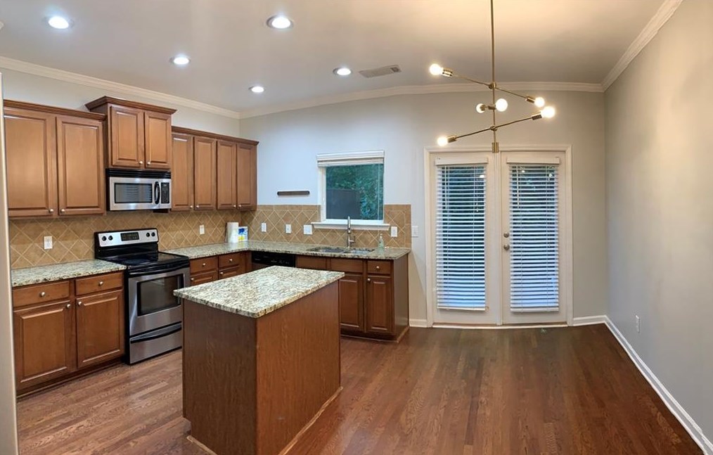 1737 Liberty Pkwy Nw, Atlanta, GA 30318
