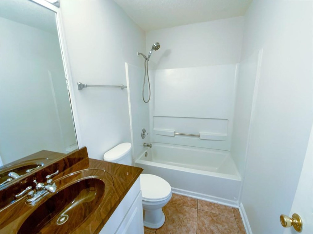 2428 Waters Run, Decatur GA  30035-2533 exterior