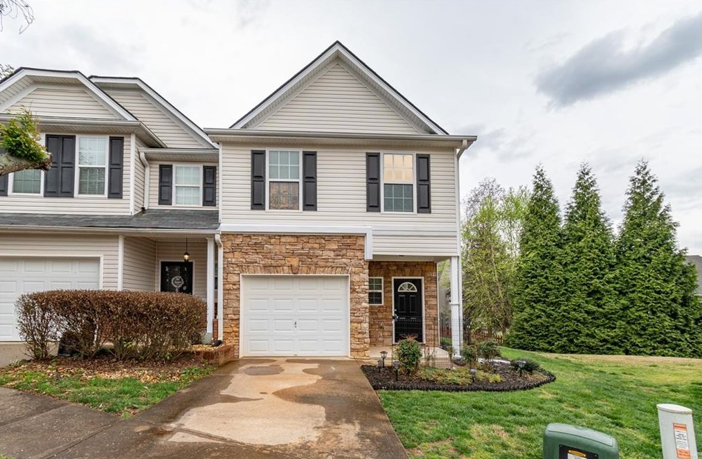 4834 Zephyr Cove Pl, Flowery Branch, GA 30542-6303