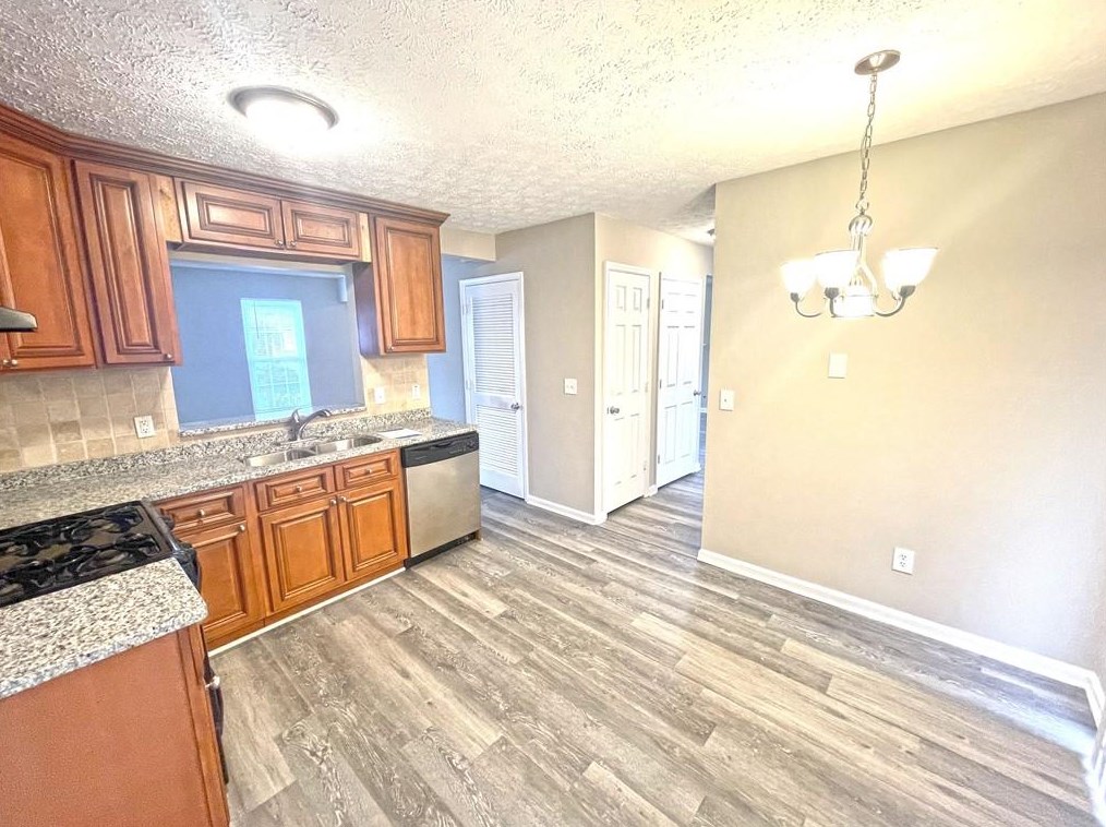 4333 Southvale Dr, Decatur GA  30034-6451 exterior