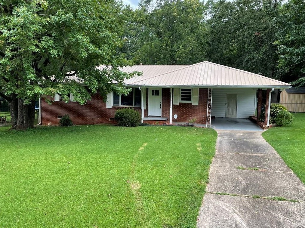 956 Woodward Cir Sw, Mableton, GA 30126