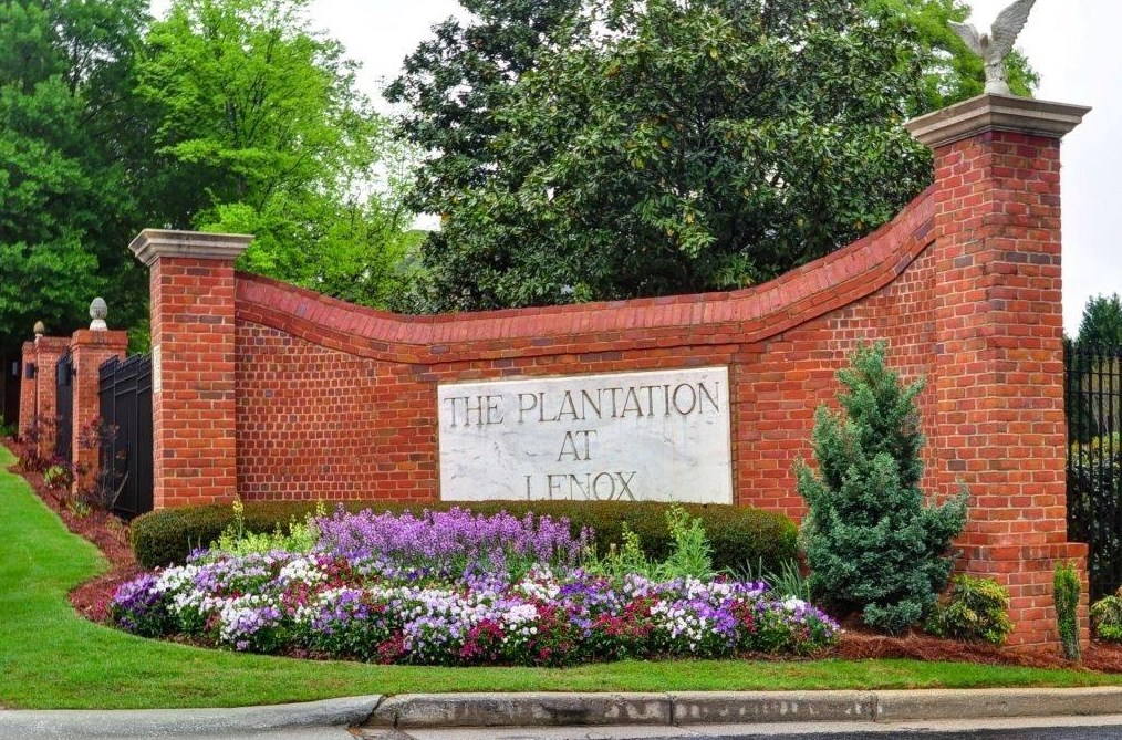27209 Plantation Dr Ne #27209, Atlanta, GA 30324