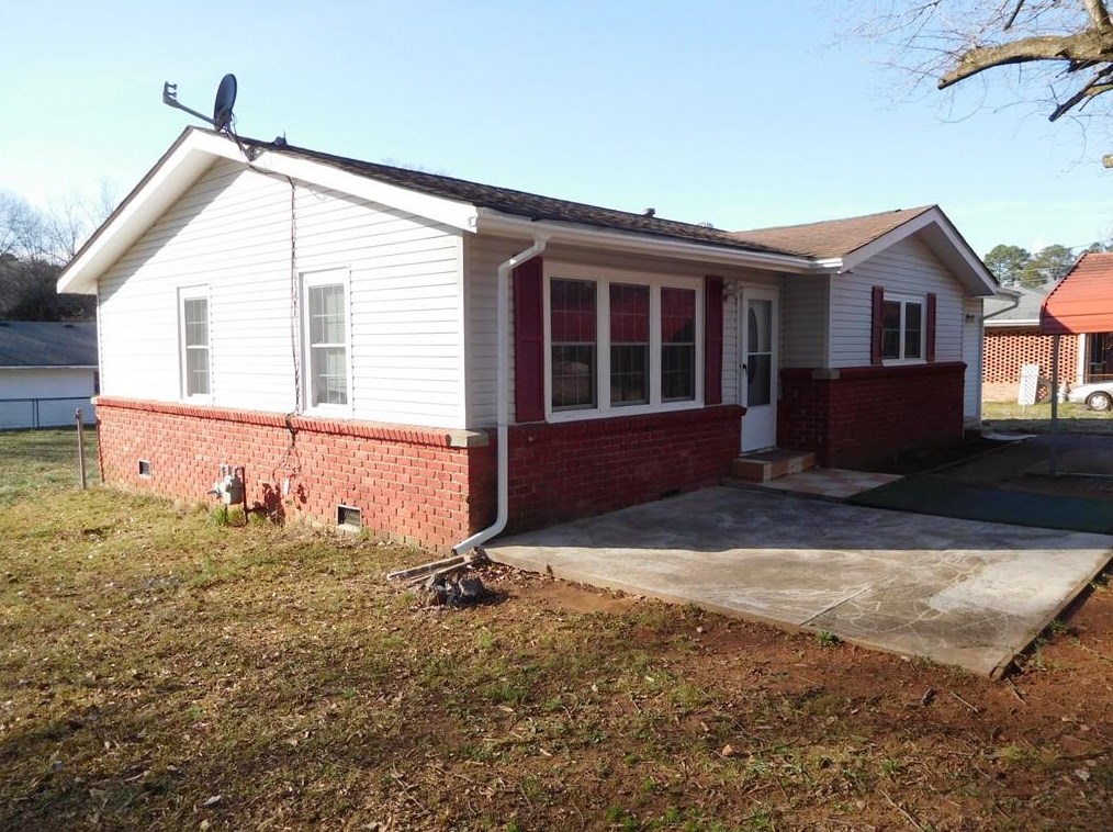 17 Sunset Cir, Euharlee, GA 30120-2440