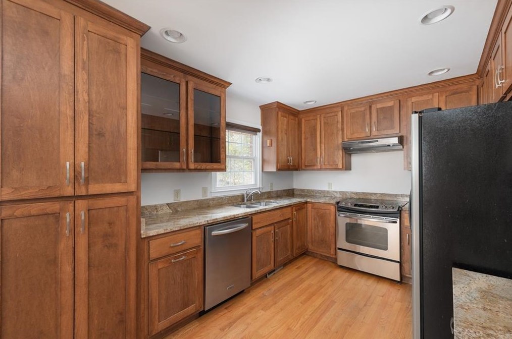 3181 Lindmoor Dr, Decatur GA  30033-3367 exterior