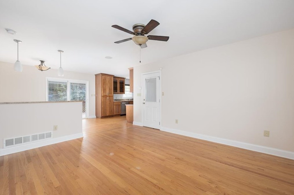 3181 Lindmoor Dr, Decatur GA  30033-3367 exterior