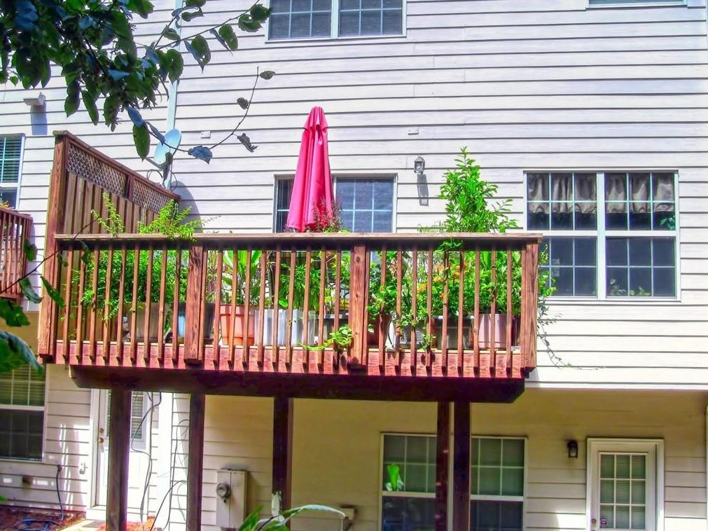 631 Coligny Ct, Atlanta, GA 30350