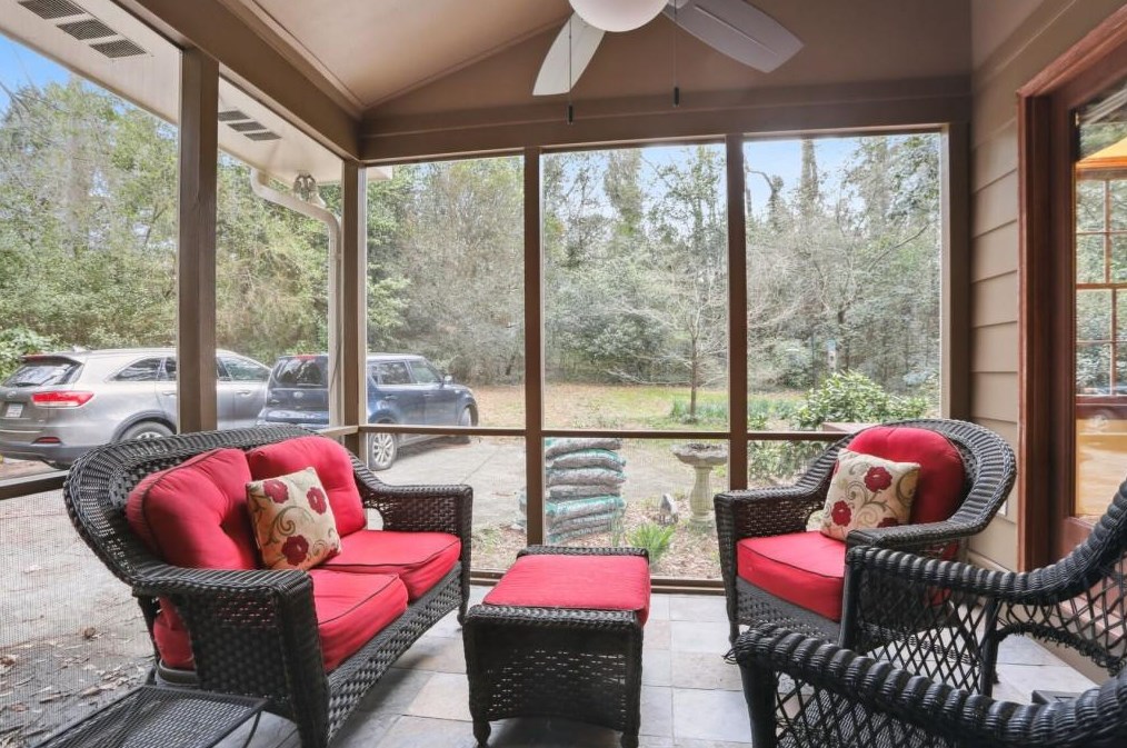 345 Durand Falls Dr, Decatur GA  30030-1019 exterior