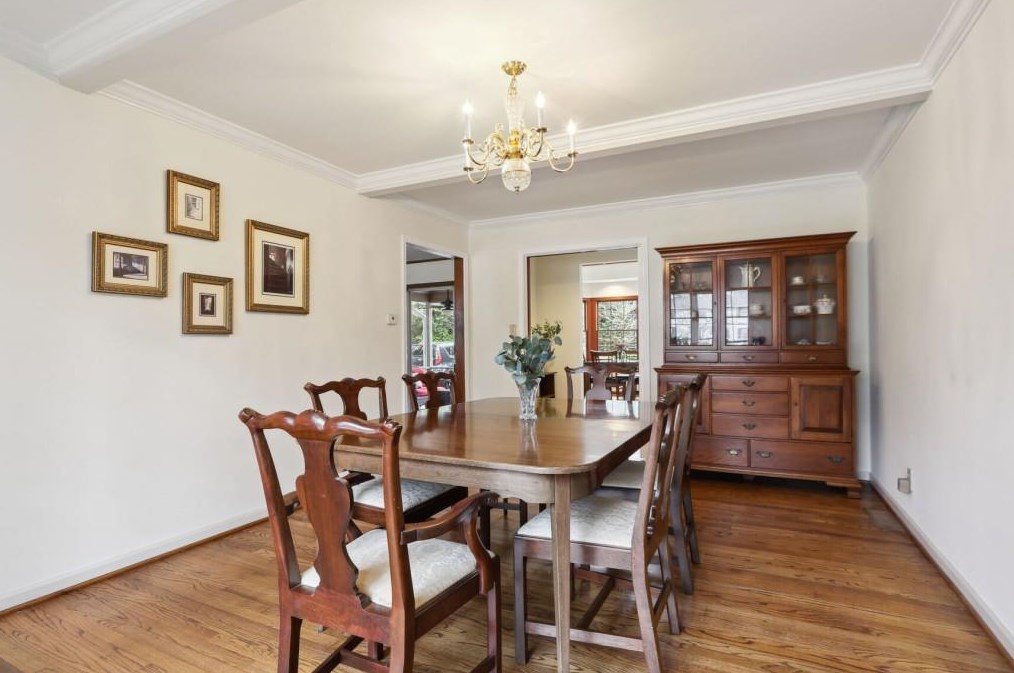 345 Durand Falls Dr, Decatur GA  30030-1019 exterior