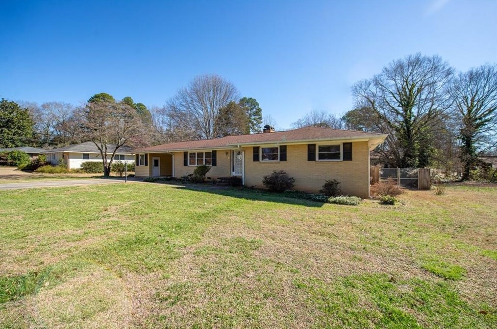 325 Woodland Rd, Monroe, GA 30655