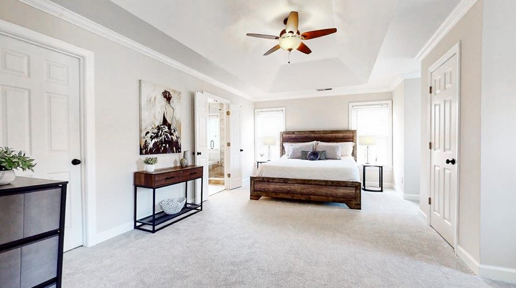 1470 Crescent Walk, Decatur GA  30033-2401 exterior