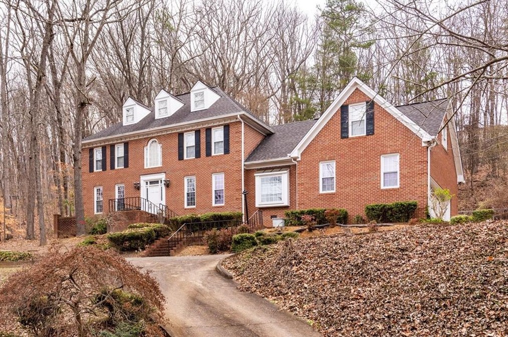 106 N Rainsong Rd, Dalton, GA 30720