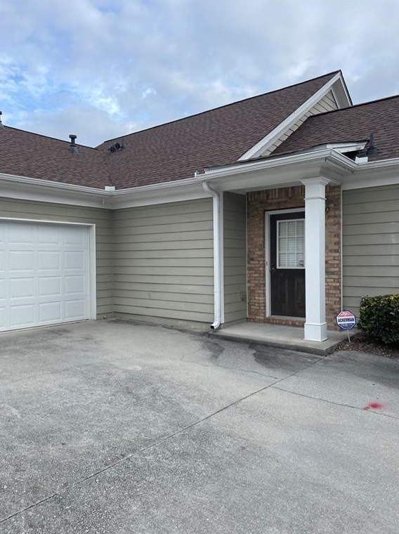 308 Gable Brook Dr, Grayson, GA 30017