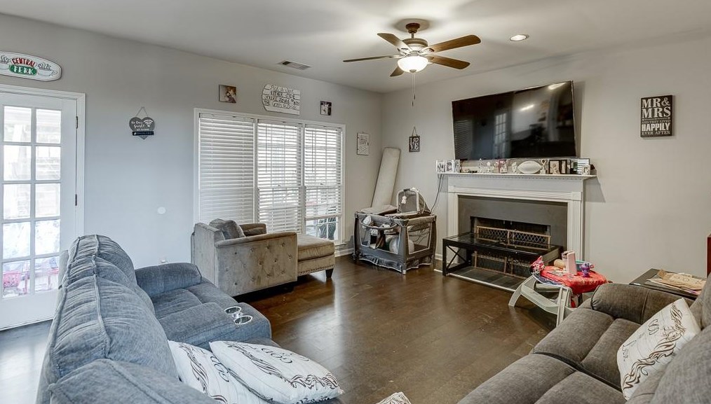 775 Prestonwood Dr, Lawrenceville GA  30043-4284 exterior