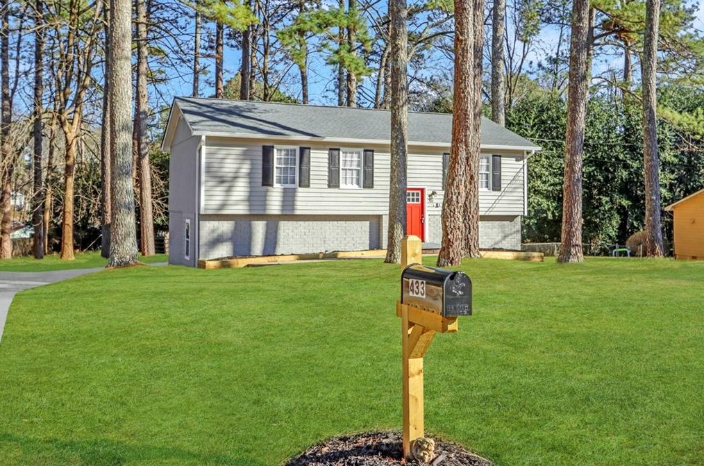 433 Mephisto Cir, Lawrenceville, GA 30046