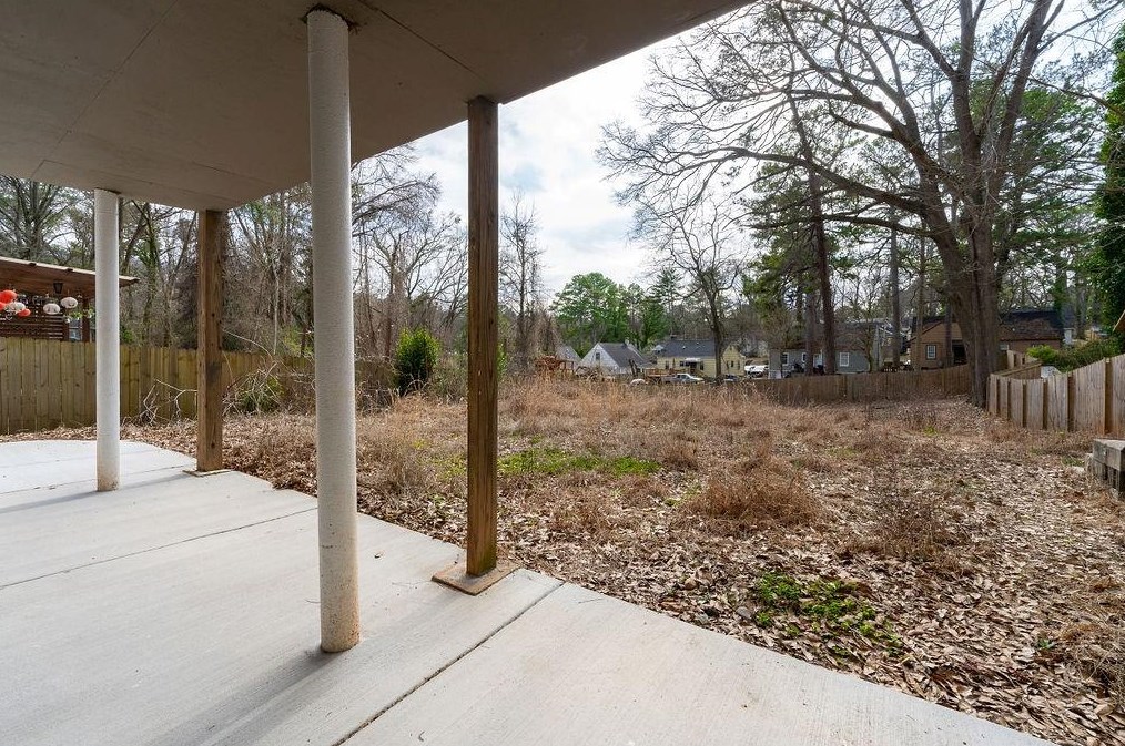 1542 Pineview Ter, Atlanta GA  30311-2746 exterior