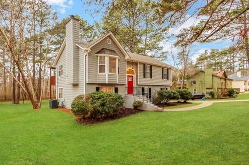 3700 Davis St, Suwanee, GA 30024