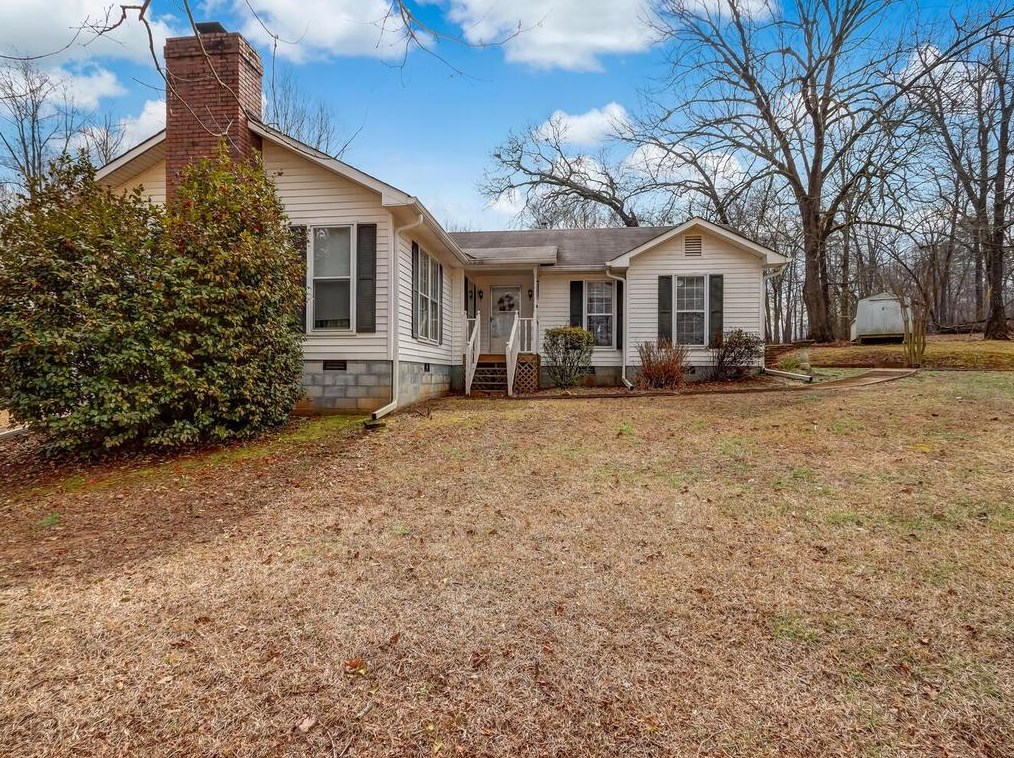 5786 Hwy 52, Gillsville, GA 30543