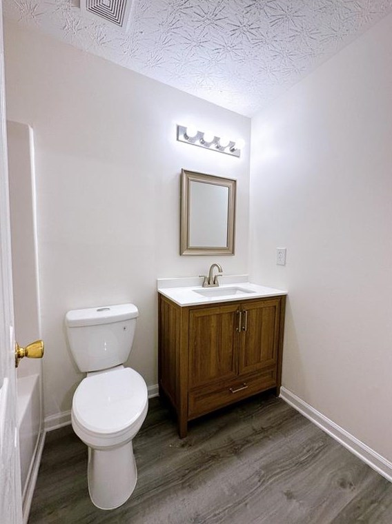 4635 Grand Central Pkwy, Decatur GA  30035-2253 exterior