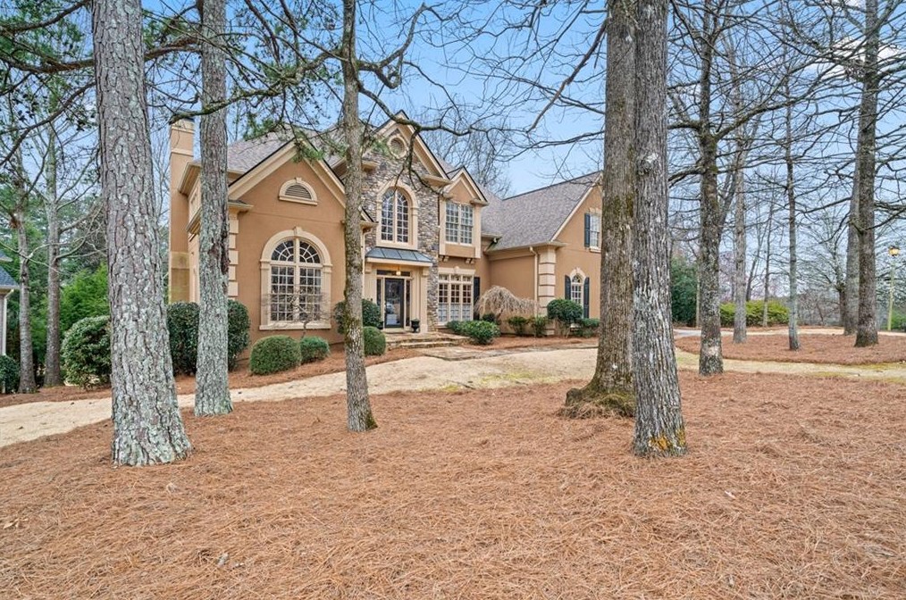 1435 Portmarnock Dr, Alpharetta, GA 30005-6969